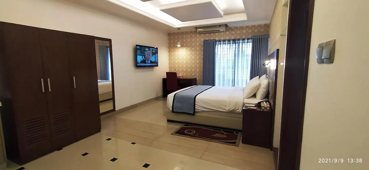 Hotel Nascent Gardenia Residence Dhaka
